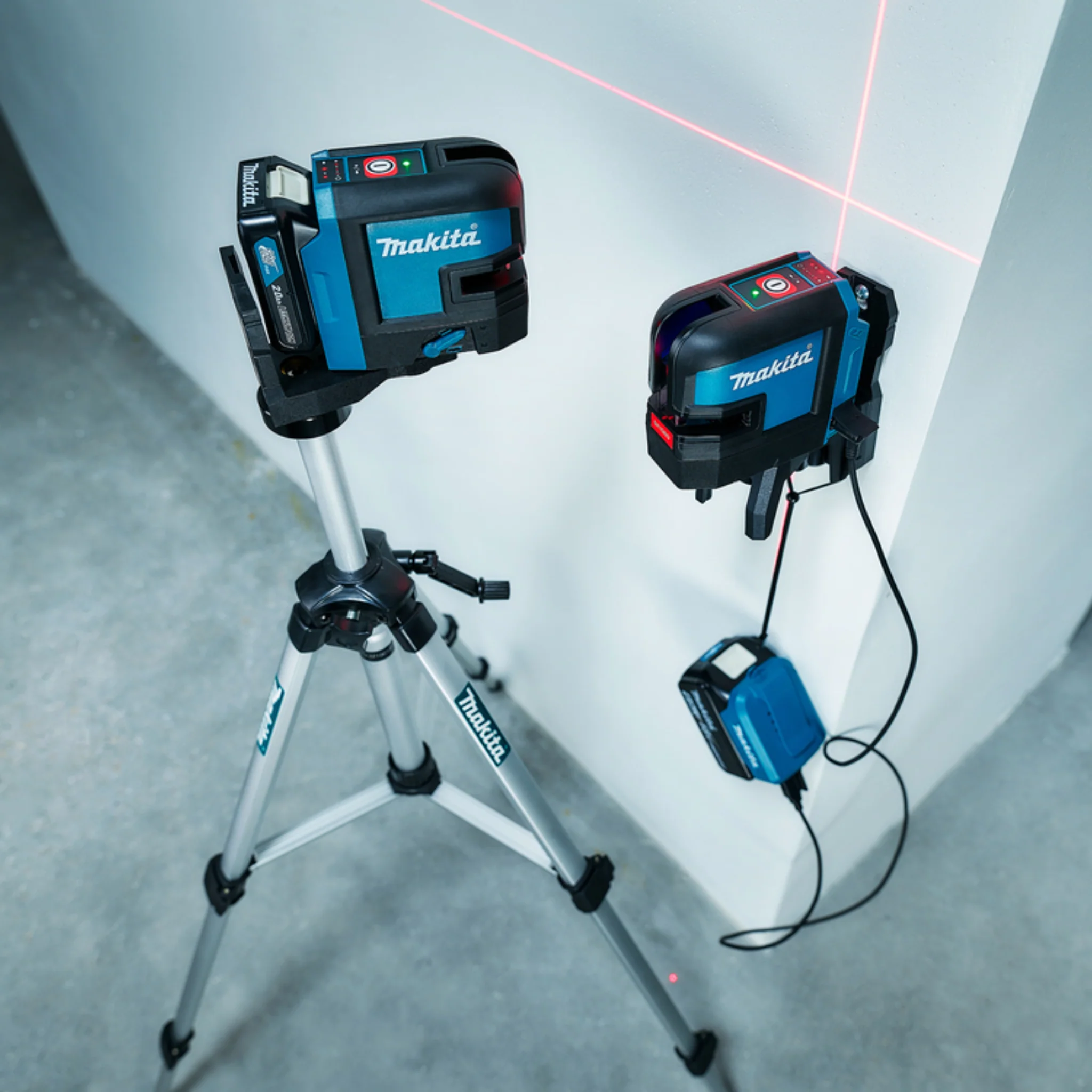 Tracciatore laser Makita CXT ® SK105DZ + Treppiedi Makita 1.5 M PER TRACCIATORI LASER - Image 2